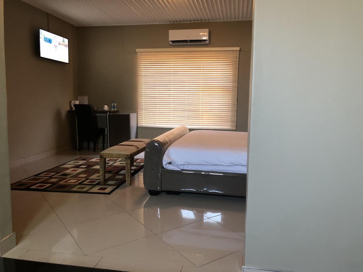 City Lodge Etosha Omuthiya Exterior photo